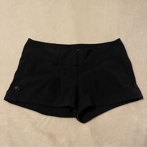 2000s Charlotte Russe black mini shorts